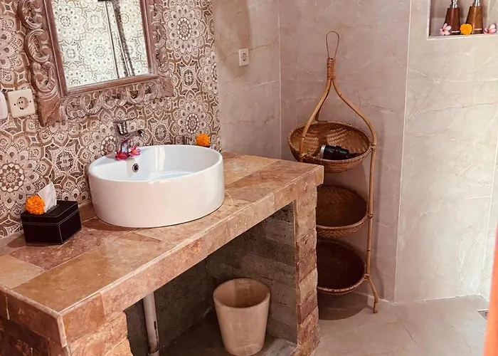 Ayanta Bali 3*