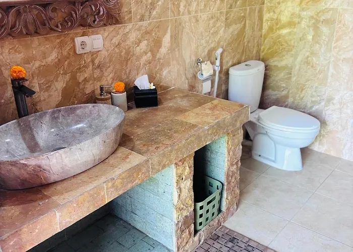 Ayanta Bali Кандидаса